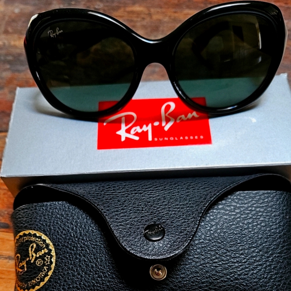 Ray-Ban 57mm Oversized Sunglasses